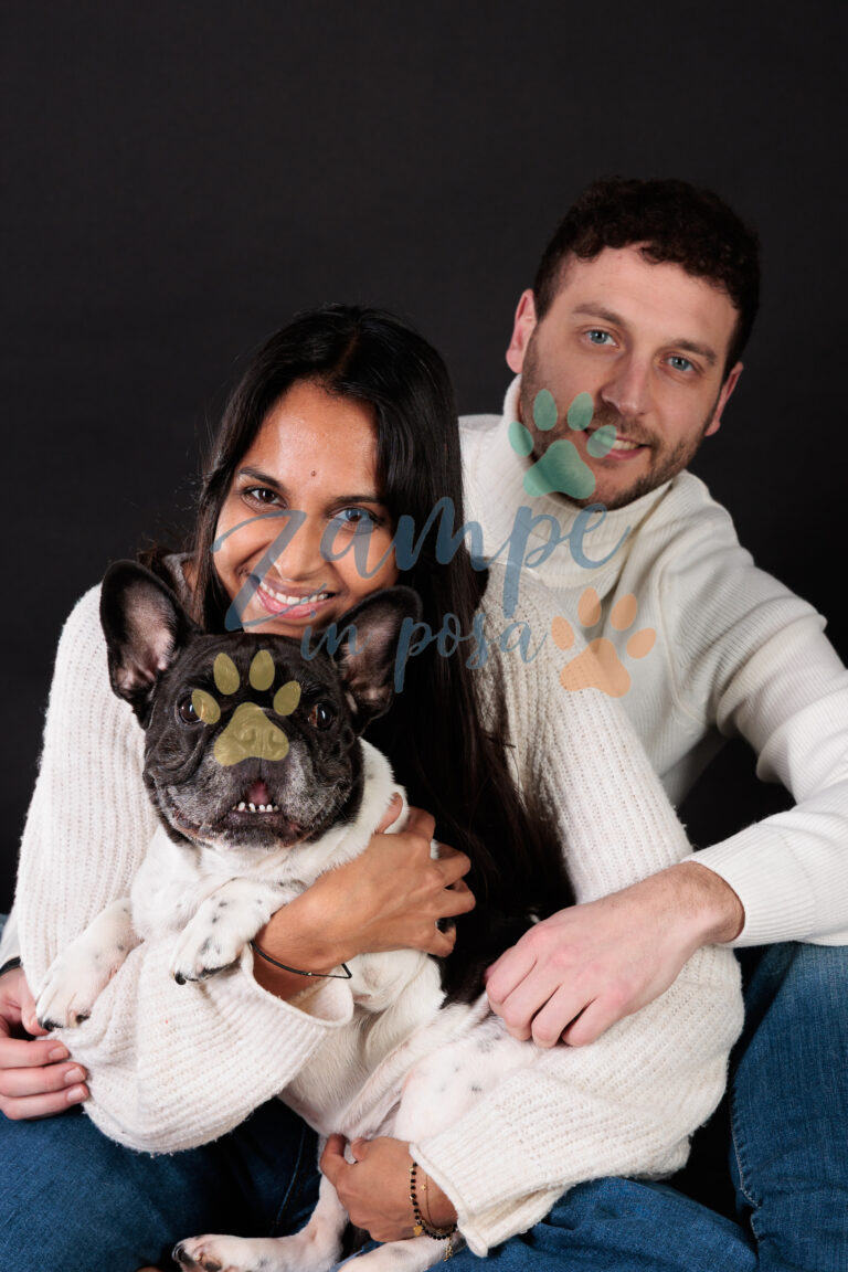 zampeinposa0057